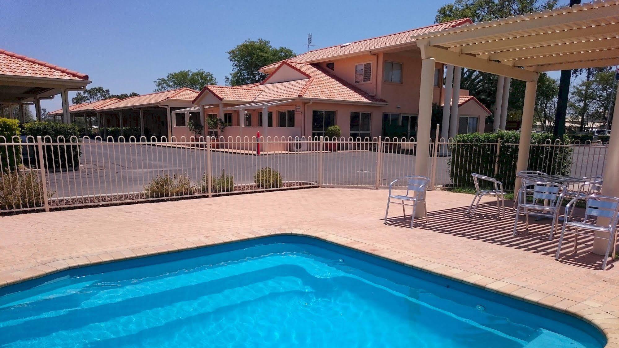 Country Roads Motor Inn Goondiwindi Ngoại thất bức ảnh